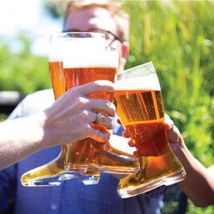 <span class=keywords><strong>Chope</strong></span> à <span class=keywords><strong>bière</strong></span> en forme <span class=keywords><strong>de</strong></span> botte <span class=keywords><strong>de</strong></span> style allemand, <span class=keywords><strong>1L</strong></span> 2L, grande capacité, verre à boire en forme <span class=keywords><strong>de</strong></span> botte pour la fête d'Oktoberfest, logo personnalisé en gros - Product Image 2