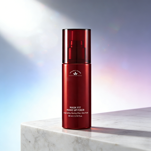 Spray Fijador Mate Iridescente 18H Personalizado. Resistente al agua y transferencia, SPF 30, acabado fresco para piel madura - Product Image 2