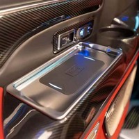 Améliorez l'intérieur de votre fourgonnette : Chargeur sans fil universel 10W avec indicateur LED, installation facile pour V-Class Sprinter, accessoires automobiles