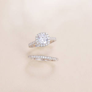 Комплект обручальных колец OAHLAN из родированного серебра 925 пробы с кубическим цирконием 1,5 карата, огранка «Хало», для женщин, модные ювелирные украшения - Product Image 3