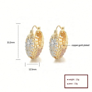 Pendientes de Aro para Mujer, Chapados en Oro de 18K, con 18 Circonitas, de Aleación de Cobre Hueca, Venta al por Mayor - Product Image 6