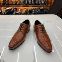 Nouvelles Chaussures Habillées Pointues pour Hommes en Cuir Véritable Gaufré Respirant – Style Affaires