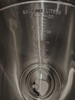 Distributeur d'eau chaude numérique de 8 gallons avec réservoir à paroi simple et chauffe-eau