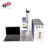 Machine de marquage laser à fibre portable mini de type split 20W 30W 100W pour bijoux