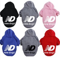 Sıcak satış sıcak köpek giysileri yumuşak polar lüks köpek Hoodies düz evcil hayvan giysileri