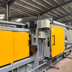 Macchina per Pressofusione a Camera Fredda Completamente Automatica 380V per Lega Magnesio-Alluminio, Controllo PLC, Motore Multifunzionale ad Alta Prestazione - Product Image 6
