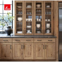 Armoire de cuisine rustique en aulne noueux Allandcabinet, armoire en bois massif traditionnelle durable avec finition teintée, armoires sur mesure