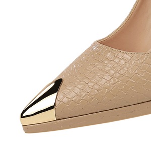3266-3 Style européen américain Banquet femmes pompes plate-forme imperméable <span class=keywords><strong>fer</strong></span> orteil pointu talons hauts peu profonds <span class=keywords><strong>talon</strong></span> mince Super - Product Image 4