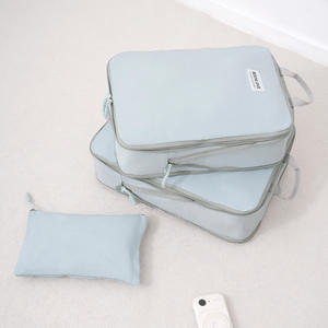 Organisateur de vêtements de voyage Reenone, sac de rangement empilable rectangulaire en polyester pour les voyages avec fermeture à glissière - Product Image 1