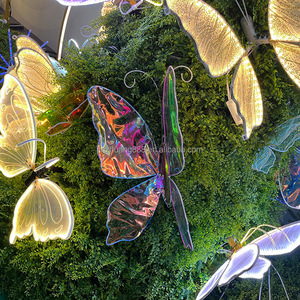 Decoración de Boda Iluminada para Jardín Exterior, Mariposa, Alas de Mariposa Simuladas Coloridas, Tira de Luces LED - Product Image 1