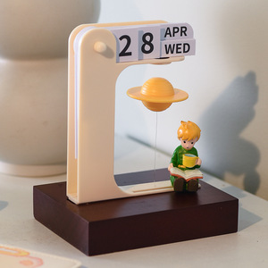 Calendrier Éternel Prince Planet Healing - Design Moderne, Forme Irrégulière, Matériau ABS, Vue Mensuelle, Outil <span class=keywords><strong>de</strong></span> <span class=keywords><strong>Gestion</strong></span> <span class=keywords><strong>du</strong></span> <span class=keywords><strong>Temps</strong></span> - Product Image 4