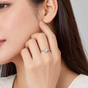 <b>Stainless</b> <b>Steel</b> <b>Ring</b> Round Solitaire Silver-colored appearance with Zircon - Product Image 4