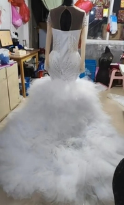 2025 nuovo <span class=keywords><strong>abito</strong></span> da sposa personalizzato sirena <span class=keywords><strong>con</strong></span> perline di cristallo scintillante <span class=keywords><strong>Tulle</strong></span> <span class=keywords><strong>abito</strong></span> da sposa <span class=keywords><strong>con</strong></span> <span class=keywords><strong>gonna</strong></span> voluminosa - Product Image 4