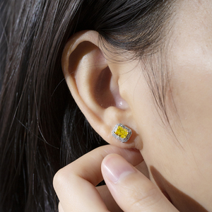 Pendientes de diamantes amarillos radiantes de oro blanco de 9 quilates Messi Jewelry MSE-957 para mujer - Product Image 5