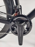 Vélo de route en carbone léger sans fil R18 2026 avec freins hydrauliques complets, transmission Ultegra R8170 Di2 et roues en carbone