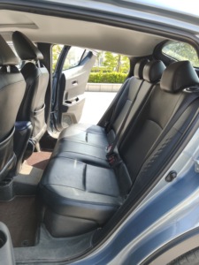 Meilleure <span class=keywords><strong>vente</strong></span> Toyota <span class=keywords><strong>CHR</strong></span> 5 places SUV Sièges en tissu R17 Essence Transmission automatique Caméra arrière Direction gauche Chine - Product Image 2