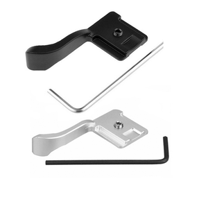 Harga Grosir Hot Shoe Kamera Thumb Grip Logam Pegangan Jari Jempol untuk Leica <span class=keywords><strong>Fujifilm</strong></span> <span class=keywords><strong>X10</strong></span> X100 E1 Olympus E-P1 PL3 PM2 Canon - Product Image 2