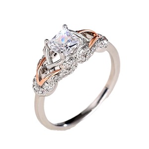 Anello da Donna con Design Geometrico Bicolore Color Rosa - Product Image 5