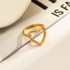 Heart Shape Stainless Steel <b>Ring</b> 18k Gold Plated Two Tone <b>Titanium</b> Steel Unisex Fashion Jewelry Gift - Product Image 1