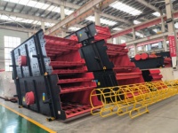 Machine de criblage circulaire vibrante HongXing 3YK1230, moteur pour le traitement des minerais, 3 couches de tamis, robuste, garantie 1 an