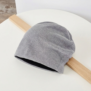Bonnet en coton unisexe de haute qualité, style gaufré, multicolore, tricoté, coupe ample, avec broderie personnalisée ou logo imprimé - Product Image 2