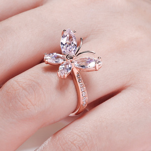 Anello Nuziale a Farfalla per Donne, Stile Sposa Europeo e Americano, Elegante Gioiello da Dito alla Moda - Product Image 2