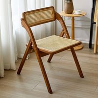Chaise de salle à manger moderne en bois massif, pliable, avec assise imitation rotin, sans accoudoirs, avec dossier, pour restaurant (vente en gros)