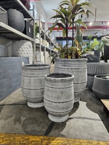 Juego de Macetas Modernas de Hormigón para Exteriores, Jardineras para Plantas y Flores, Estilo Minimalista con Patrón Circular - Product Image 1