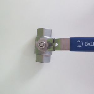 Válvula de bola B231 de acero inoxidable roscada, tipo flotante, para agua y medios de base ácida débil, uso en la industria alimentaria - Product Image 1