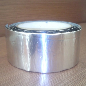 Cinta de Alta Calidad para Reparación de Fugas, Cinta Autoadhesiva Impermeable de Aluminio y Caucho Butilo para Techos Metálicos - Product Image 3