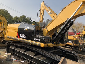 Maquinaria Pesada de Segunda Mano, Excavadora Hidráulica de Orugas Caterpillar 320 en Venta - Product Image 2