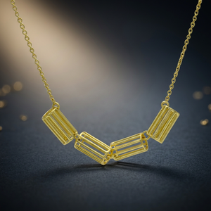 Collares con Colgante de Latón Hechos a Mano por Soumya Creations, Cadena de Eslabones Geométricos, Chapados en Oro, Estilo Vintage para Uso Diario, Rajasthan - Product Image 2