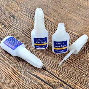 Vente en gros 10 g/pcs <span class=keywords><strong>faux</strong></span> <span class=keywords><strong>ongles</strong></span> conseils <span class=keywords><strong>colle</strong></span> Nail Art décoration avec brosse français <span class=keywords><strong>faux</strong></span> <span class=keywords><strong>ongles</strong></span> <span class=keywords><strong>colle</strong></span> pour femmes outil de manucure - Product Image 6