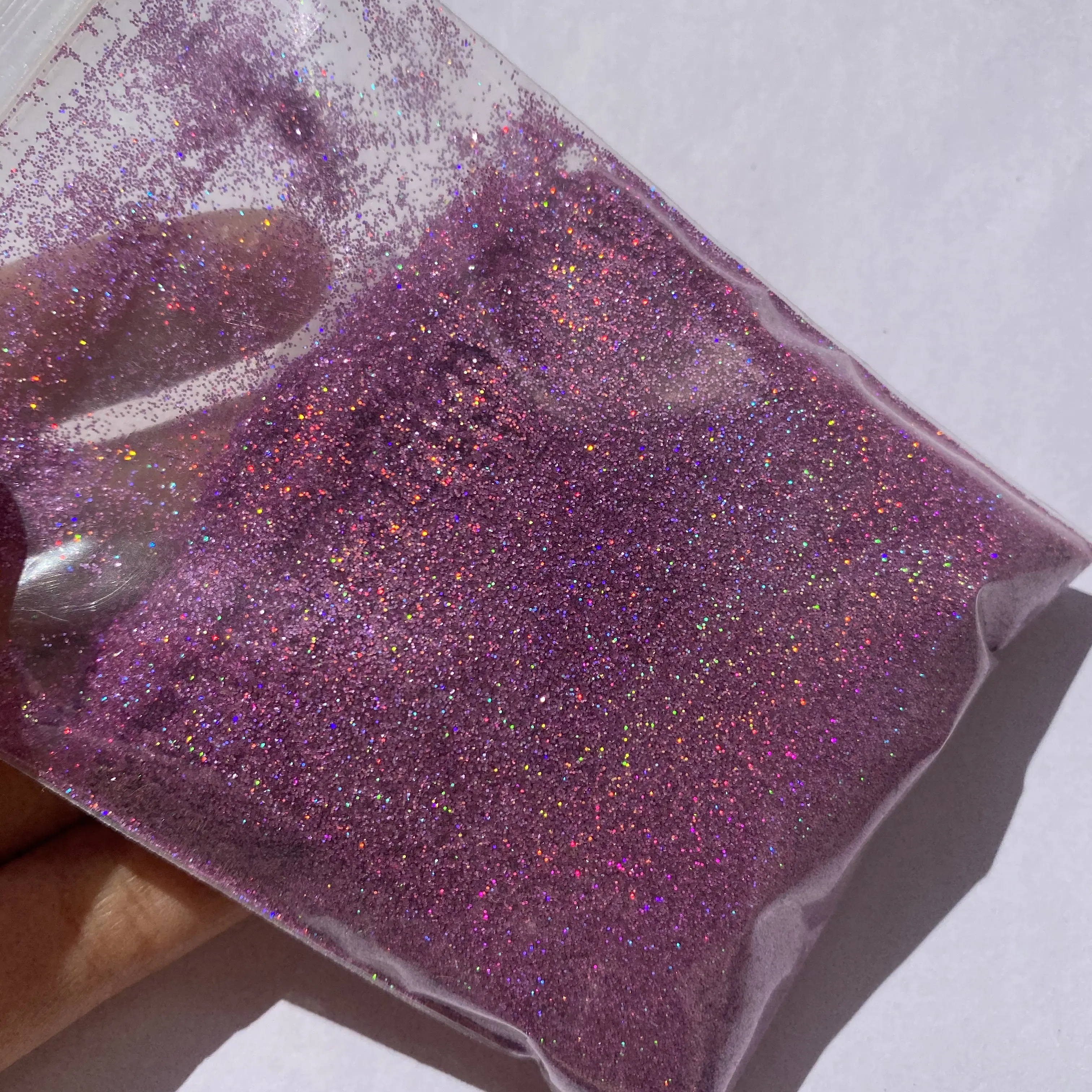 Fabricant de paillettes fines cosmétiques violettes irisées scintillantes