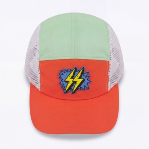 Gorra Trucker Personalizada de 5 Paneles para Adultos, de Poliéster, con Malla Hidrófuga en la Parte Trasera y Diseño Serigrafiado para Golf - Proveedor Mayorista - Product Image 6