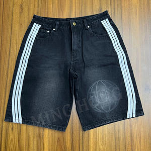 กางเกงยีนส์ขาสั้นทรงแบ็กกี้คุณภาพสูง พิมพ์ลายโลโก้ตามสั่ง แถบข้าง ผลิตโดยผู้ผลิต - Product Image 1