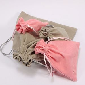 Pochette en velours luxueuse avec cordon de serrage pour bijoux, montres, lunettes, boucles d'oreilles - Nouveau motif - Impression de logo personnalisée - Emballage cadeau en gros - Product Image 2