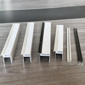 Connecteur à bride en acier inoxydable et feuille d'aluminium sans pont thermique pour éviter la <span class=keywords><strong>condensation</strong></span> dans les systèmes <span class=keywords><strong>de</strong></span> ventilation et <span class=keywords><strong>de</strong></span> conduits CVC - Product Image 2