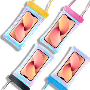 Étui de téléphone étanche Naturepeak, TPU irisé, compatible avec les écrans tactiles, gonflable, pour la natation et les sports nautiques, avec bandoulière - Product Image 1
