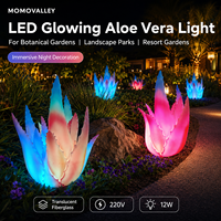 Lumière sculpturale en résine LED Momovalley en forme d'aloe vera pour hôtels de luxe, stations balnéaires, centres commerciaux et décoration paysagère extérieure