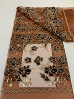 NI.AI Nouvelle Robe de Mariée au Design Innovant avec Bordure en Dentelle Brodé, Perles en Tube, Velours, Paillettes et Tissu en Dentelle Perlée pour Filles
