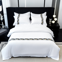 Ensemble de literie Gaoke de qualité supérieure en polyester pour hôtel et gîte, avec ruban adhésif, blanc pur, bord large, 4 pièces, 200TC
