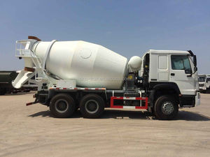 HOWO — <span class=keywords><strong>camion</strong></span> mélangeur en béton robuste, 6x4 371hp, 12 m3, grand fabricants, <span class=keywords><strong>livraison</strong></span> directe depuis l'usine - Product Image 4