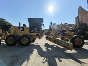 Niveleuses sur pneus Caterpillar 140H d'occasion, en provenance directe d'usine japonaise, plusieurs niveleuses CAT140K et CAT140G d'occasion à vendre - Product Image 6