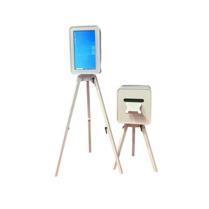 Cabina de Fotos de Madera (Versión Blanca Personalizada) No Incluye Soporte para Impresora, Cabina de Fotos Portátil, Cabina de Fotos Vogue - Product Image 3