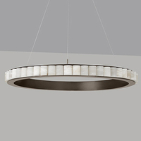 Luminaire suspendu de décoration de luxe personnalisé Lustre rond en albâtre naturel d'Espagne pour salle à manger