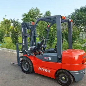 Chariot élévateur diesel Heli25 200 kg d'occasion |   Chariot à moteur diesel à allée étroite, certifié EPR France, WEEE, CE, EAC, SASO - Product Image 3