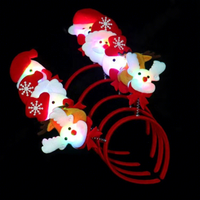 Montre LED clignotante en caoutchouc souple de Noël avec bracelet de Père Noël de dessin animé et bracelet lumineux de dessin animé, jouet pour enfants