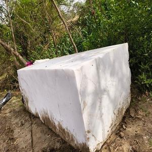 Quartz naturel pur en morceaux, pierre de silice solide, maille de 50 à 200 mm, applications en verre semi-conducteur, propriétés chimiques stables, longue durée - Product Image 6