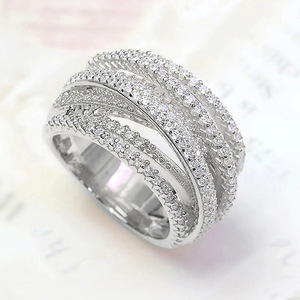 T0063 Bague en argent 925 pour femme, sertie de diamants, design géométrique, taille brillant rond, sertissage en canal, bijoux fins de mariage - Product Image 6